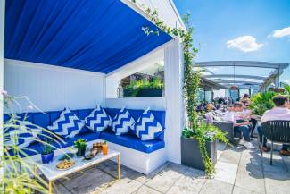 Radio Rooftop popup