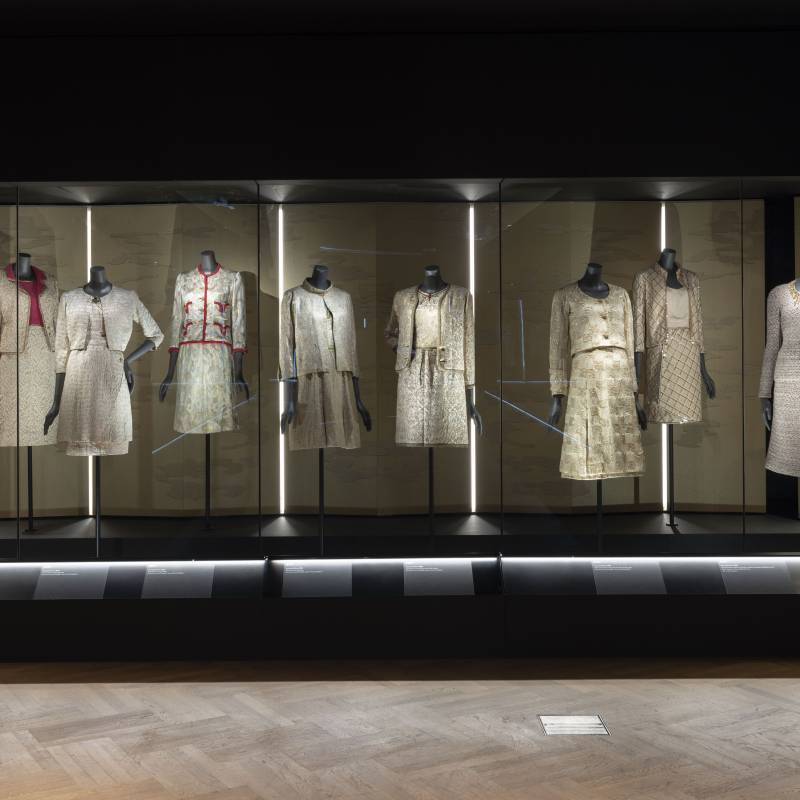 Gabrielle Chanel Fashion Manifesto - Tweed Suits