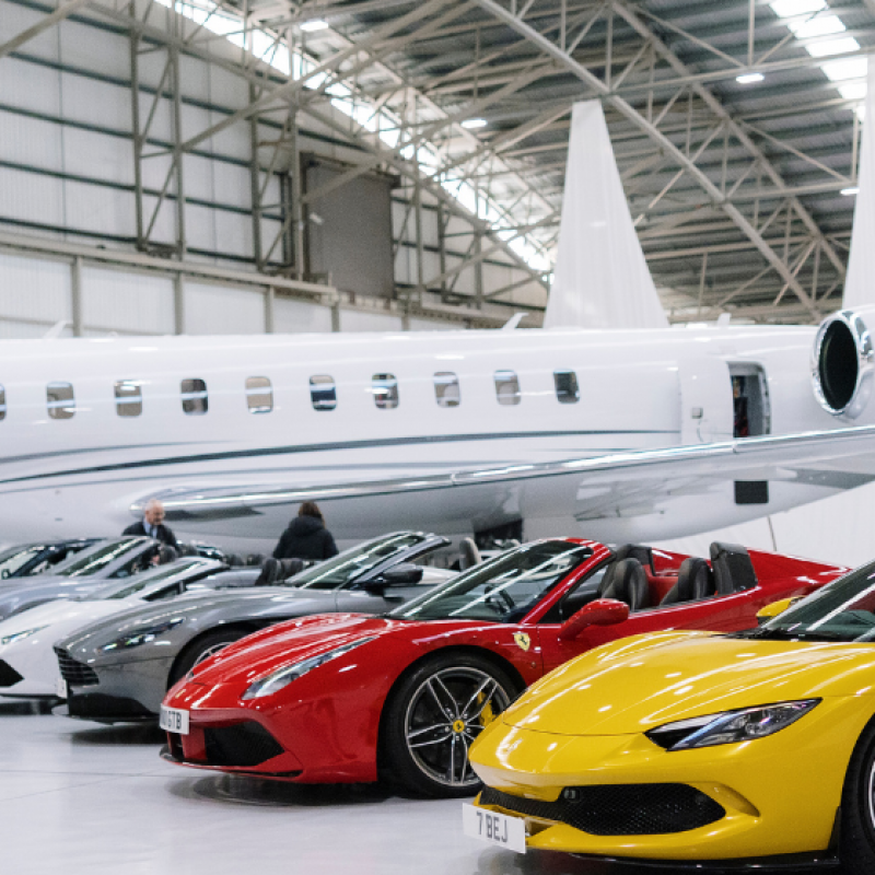 Bombardier 8000, the fastest passenger jet. 