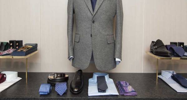 English-Cut-Store-Opening_main-2
