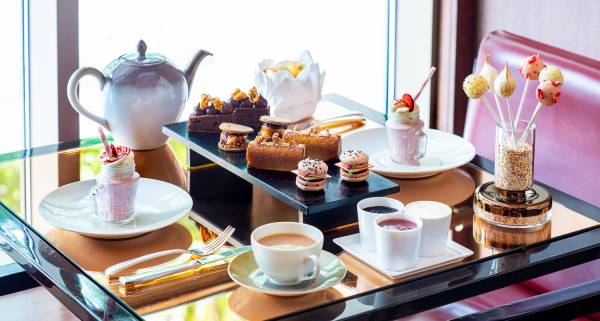 CUTcakes at 45 Park Lane