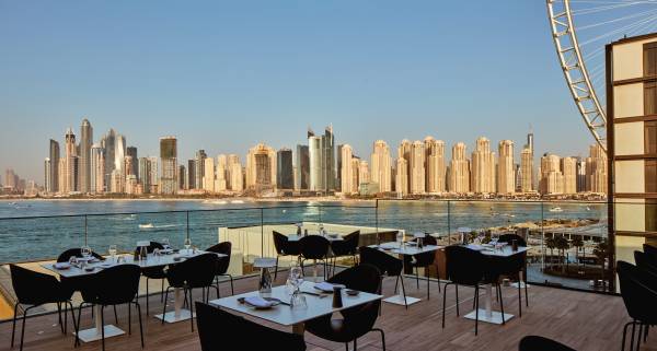 The weather outside may be frightful here in the UK, but Dubai’s luxury resort offers a sumptuous  desert escape during England’s gloomy winter months 
