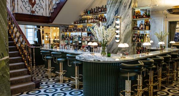 Langan's reopens in London