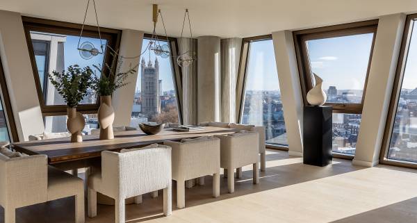 The Broadway at Orchard Place London