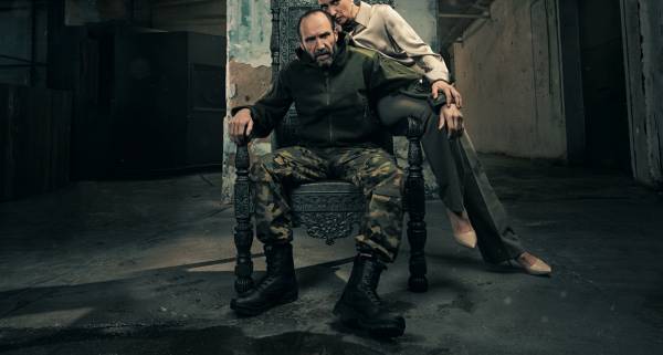Shakespeare 21st Century - Fiennes and Varma
