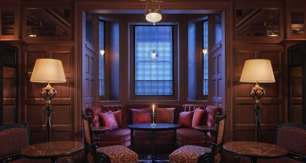 At Sloane - Downstairs bar 