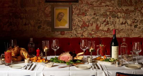 Sunday Roasts London - The Barley Mow in Mayfair