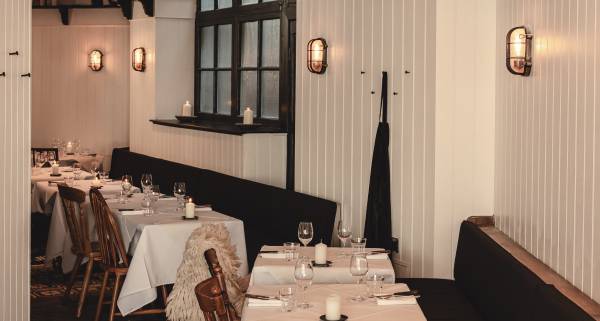 Tavern London